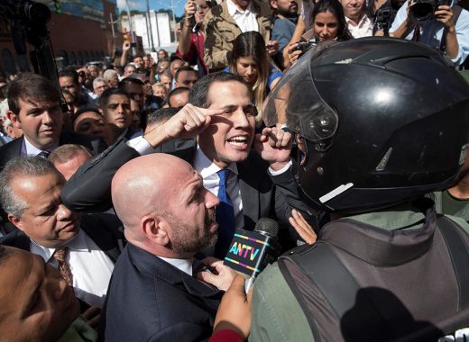 Juan Guaidó, el hombre que reclama su silla presidencial