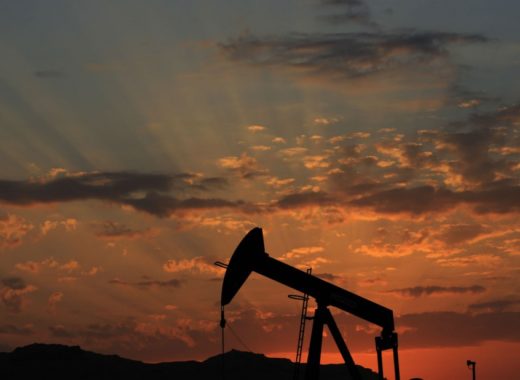 El petróleo venezolano baja por cuarta semana y cierra en $46,32