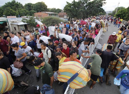 Aumenta rechazo a venezolanos en Colombia, según encuesta