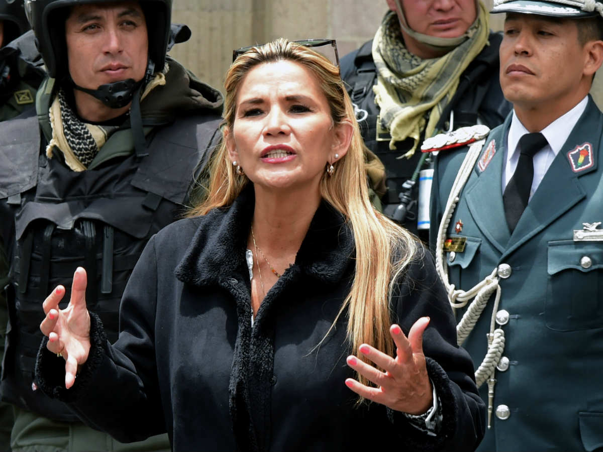 Jeanine Áñez, presidenta de Bolivia. Foto: Aizar Raldes / AFP