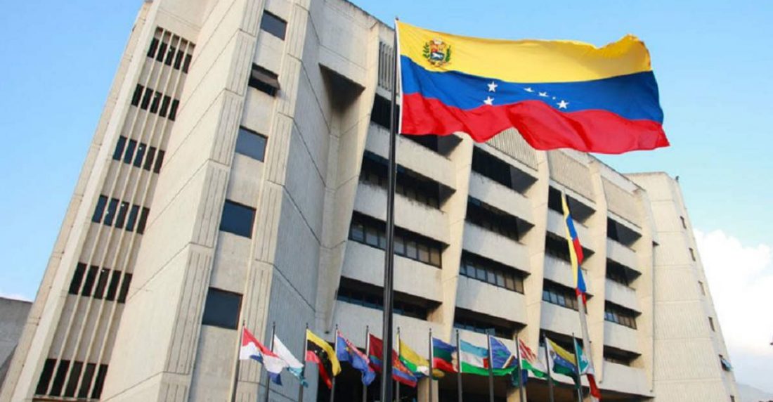 Reforma en Tribunal Supremo y Fiscalía deja firme el control del chavismo