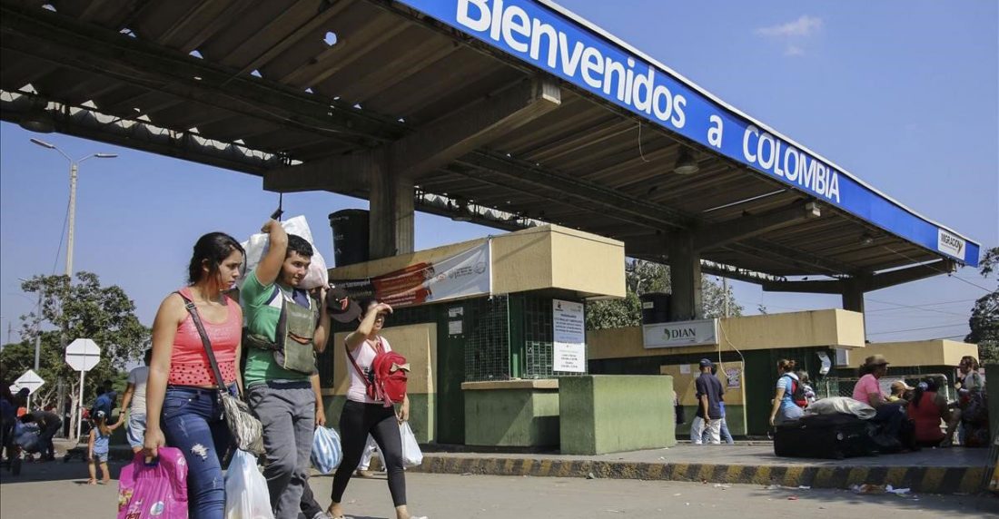venezolanos en la frontera con Colombia