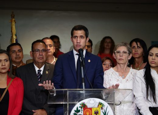 Guaidó convocó a todos los sectores del país a luchar contra Maduro