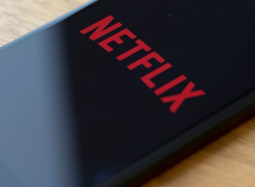 Netflix llega a Nest Hub, la pantalla inteligente de Google
