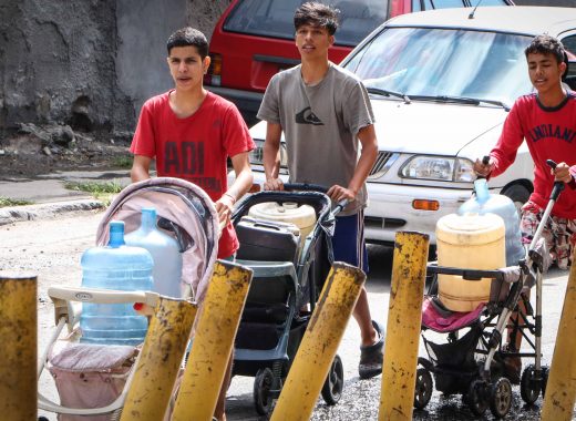 Zonas de Caracas sufren de escasez de agua desde hace 4 años