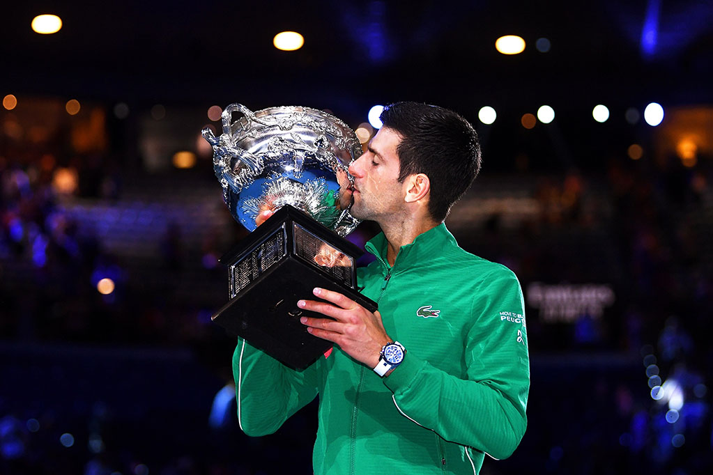 Djokovic gana el Abierto de Australia y es el número 1 del mundo