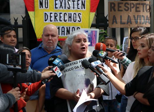 Bachelet denuncia criminalización contra defensores de derechos en Venezuela