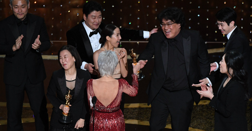 "Parásitos" hace historia al ganar el Óscar a mejor película