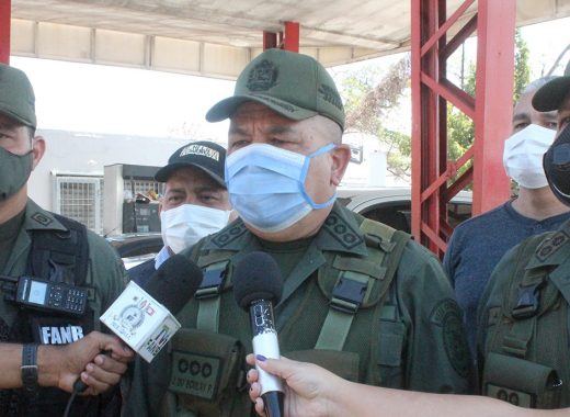 Autoridades militares inspeccionan gasolineras en Carabobo
