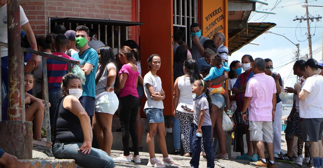 La cuarentena en Caracas se cumple a medias