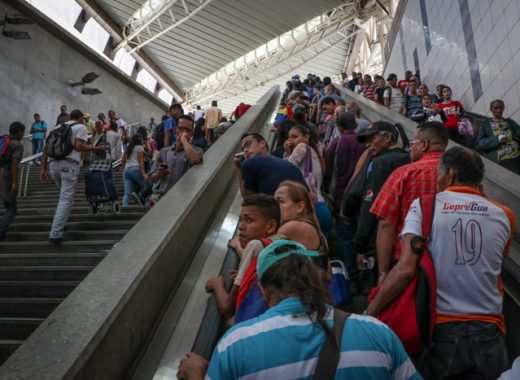 Caos en el metro de Caracas por falla eléctrica
