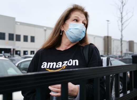 Trabajadores de Amazon e Instacart exigen seguridad por coronavirus. Foto: AFP