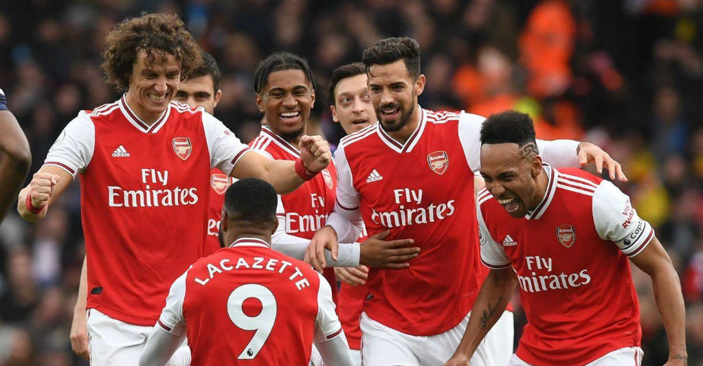 Covid-19 obliga a suspender choque City-Arsenal