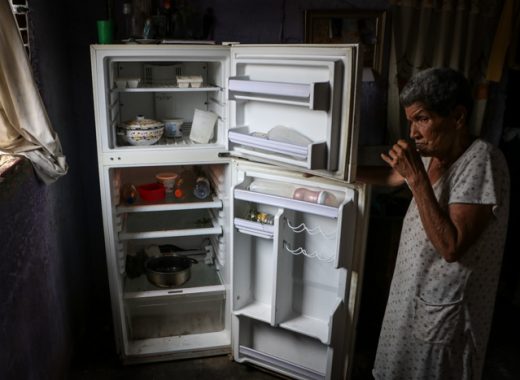 ¿Enfermedad o hambre? Venezuela vive una cuarentena sin comida en la nevera
