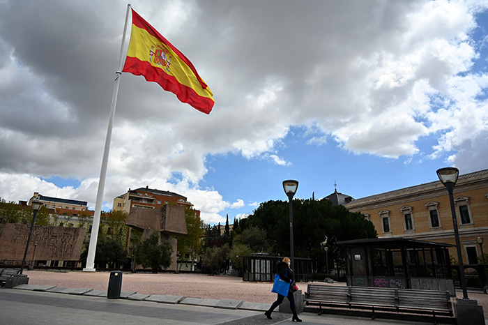 Desempleo en España llega al 14,4% por crisis del coronavirus