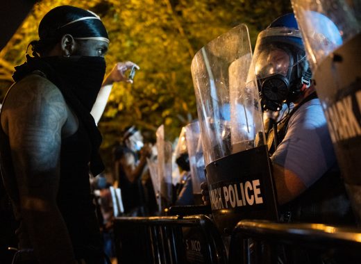 Toque de queda en Washington y disturbios se extienden en EE.UU