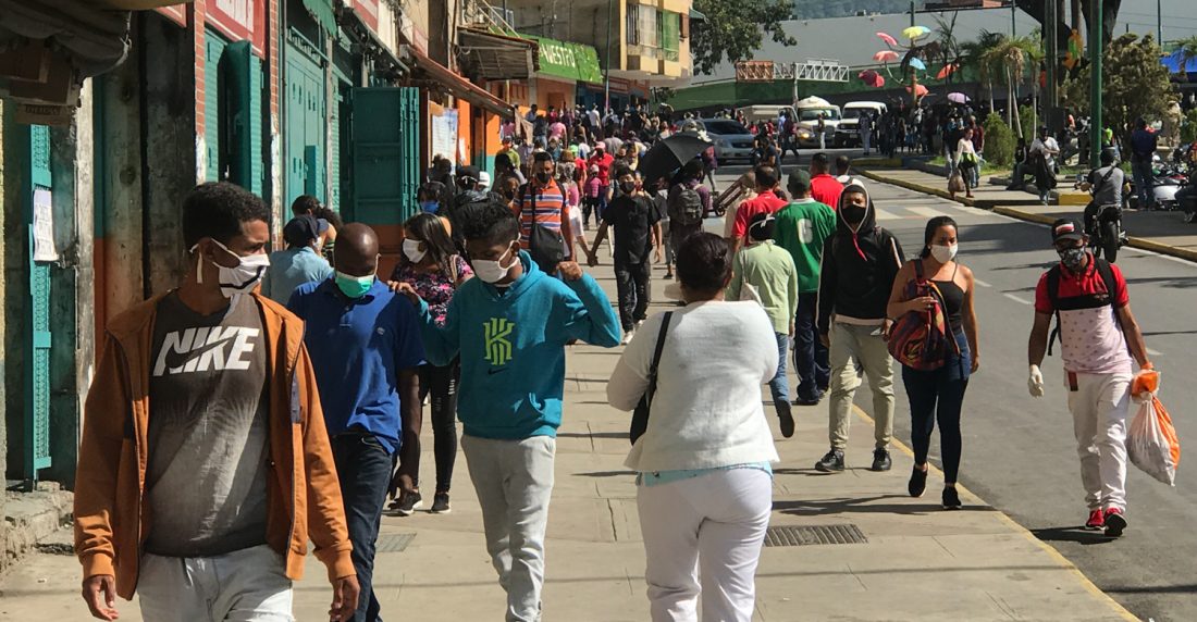 Coronavirus en Venezuela: bajan los casos, se crea "0800PLASMA-1" y aparece la vacuna rusa