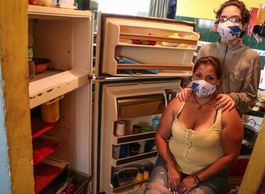 El drama de las tiendas llenas y los hogares hambrientos en Venezuela