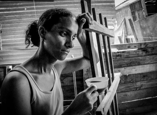 ¿Por qué en Venezuela las mujeres son más pobres que los hombres?