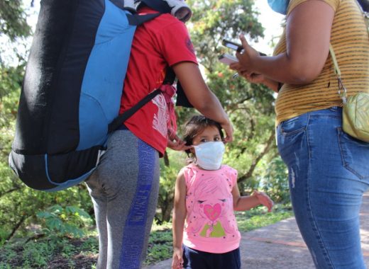 Niños caminantes, el nuevo rostro de la migración venezolana