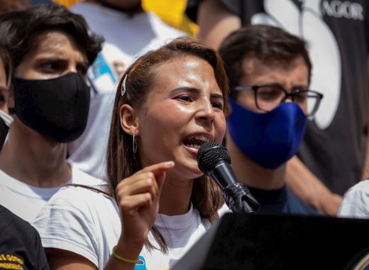 Día de la Juventud: las calles se dividen entre deseos de cambio y apoyo a Maduro