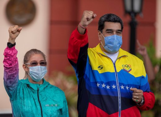Maduro anuncia vuelta a clases presenciales a partir de marzo