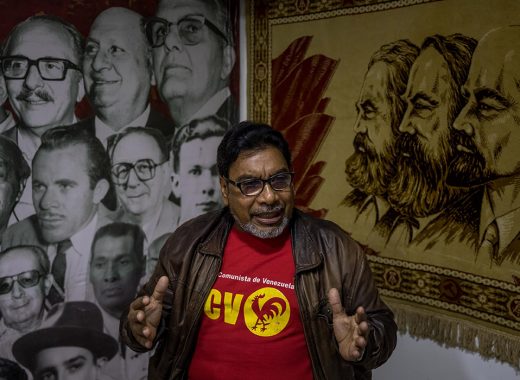 El Partido Comunista es el nuevo "enemigo" de la "neoburguesía" chavista