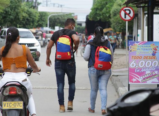 Colombia cambia el plan y abrirá gradualmente la frontera con Venezuela
