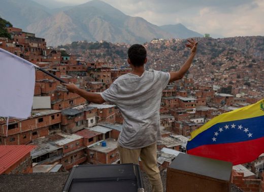 Entrar, dormir y amanecer en Petare, ese enorme retrato de Venezuela hoy