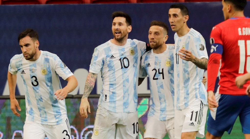 Argentina avanza a cuartos y mira por retrovisor a Chile, Paraguay y Uruguay