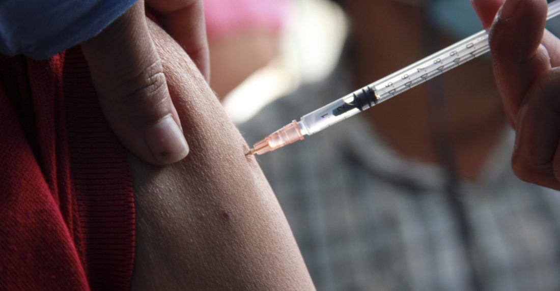 Vacunación en Farmatodo y Locatel: ¿qué requisitos piden y cuál aplicarán?