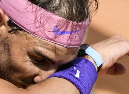 Rafael Nadal se retira del tenis por todo lo que queda de año