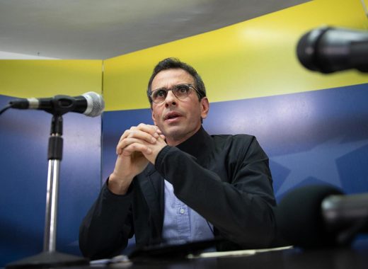 Capriles respalda negociaciones en México e invita a votar en las regionales