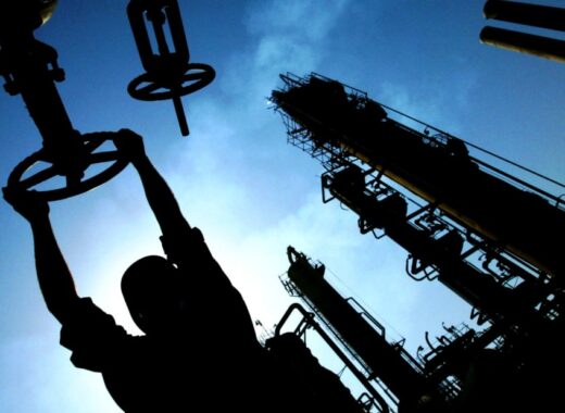 JP Morgan: precio del petróleo seguirá en aumento a pesar de Ómicron
