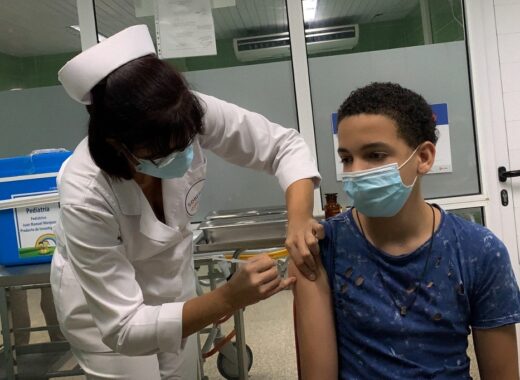 Cuba empieza a vacunar a los niños con Abdala y Soberana 02