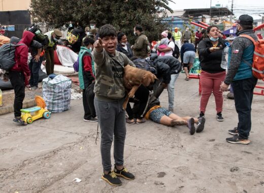 Cientos de venezolanos indigentes desalojados a la fuerza en Chile