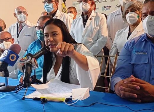 Laydi Gómez: “Acusaciones a funcionarios de Corposalud representan desespero de Bernal” 