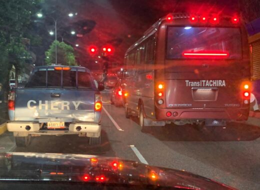 Táchira: acusan a Freddy Bernal de usar vehículos del Estado en caravana de inicio de campaña