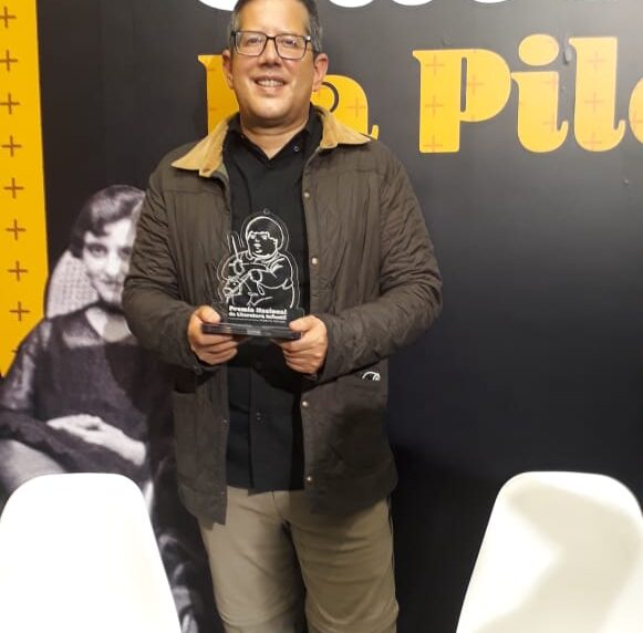 Venezolano Fanuel Hanán Díaz gana Premio Nacional de Literatura Infantil en Colombia