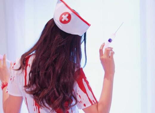 Sin escotes ni minifaldas: enfermeras de España piden fin de disfraces sexy en Halloween