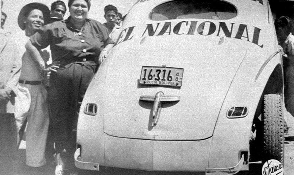 Se llamó Carmen Guevara y fue la primera mujer piloto de carreras en Latinoamérica