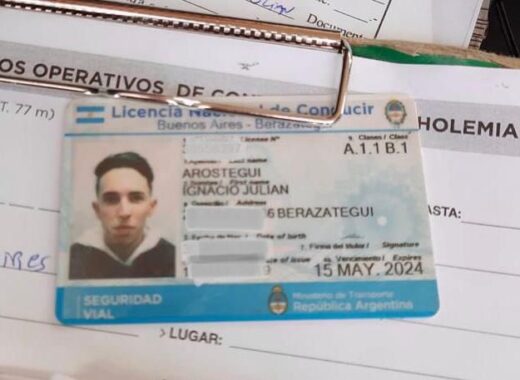 Autoridades sancionan al joven del video viral que chocó su auto en Argentina
