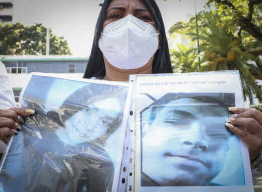 Familiares de víctimas de naufragios protestan por la indolencia del Ministerio Público