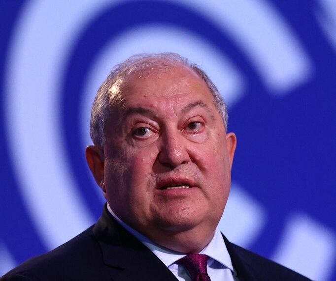 Renuncia el presidente de Armenia por sentirse "incapaz" de influir en la polìtica