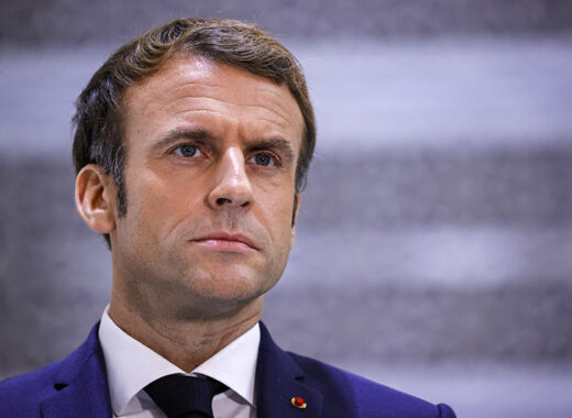 Macron y Le Pen empatados en presidenciales según primer sondeo a pie de urna