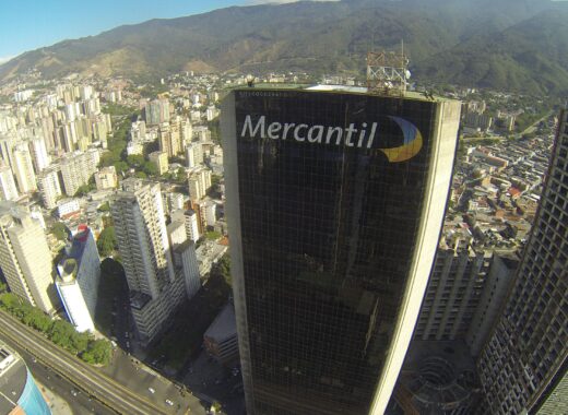 Reconocen a Mercantil como el "Banco del Año 2021" de Venezuela