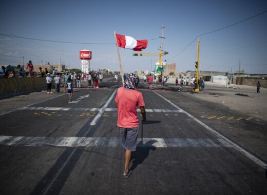 Perú: Pedro Castillo impone toque de queda a 10 millones de personas