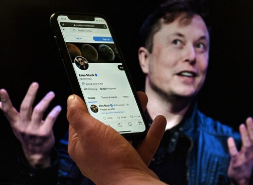 Acciones de Twitter se disparan por rumores de posible acuerdo con Elon Musk