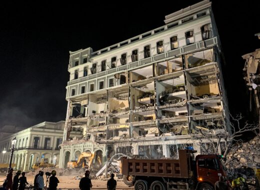 Van 26 muertos por la explosión del hotel Saratoga en Cuba