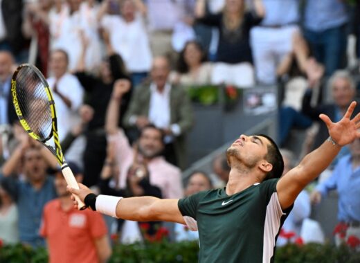 Carlos Alcaraz: el nuevo fenómeno del tenis español derrota a Djokovic